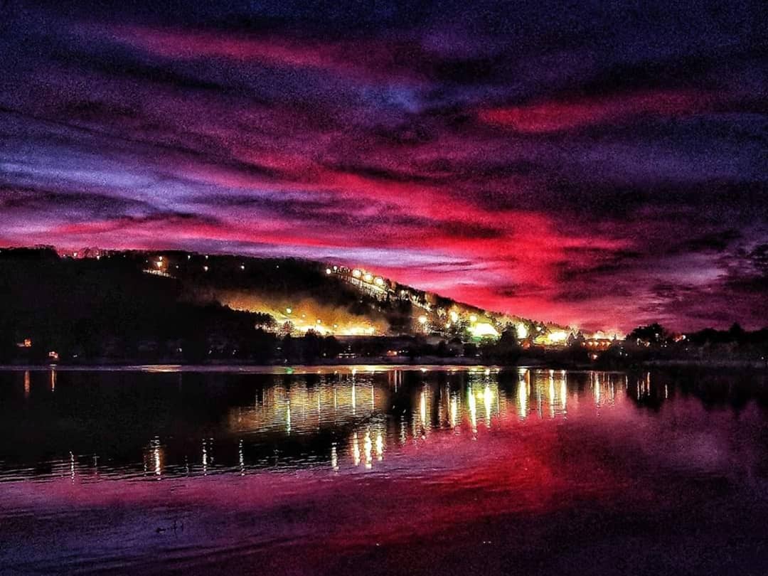 visitdeepcreek's tweet photo. Gorgeous sunset tonight as @WispresortMD continues to make snow https://t.co/ItI07b9fzw