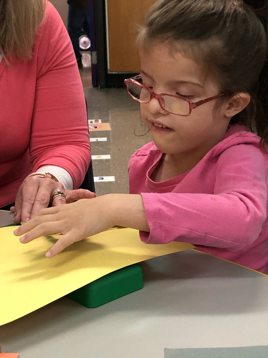 wcsea_tweets's tweet photo. Students are always working hard in our Skill Builders classrooms. #wcsea https://t.co/Z420BIx8vr
