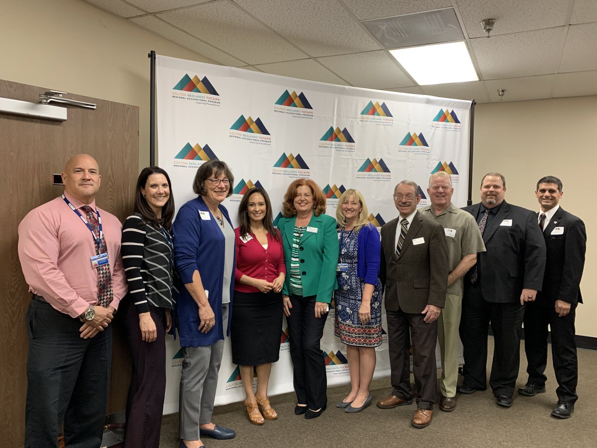 CRYROP's tweet photo. #CRYROP Meet and greet with our new Superintendent Tracie Zerpoli tonight.  Bringing educators, staff and community members together. #Proud2bROP @ColtonJUSD @RedlandsUSD @YucaipaCalimesa @valleycollege @MyCraftonHills @RCCDistrict @chaffeycollege https://t.co/Mhqm1x9aOw
