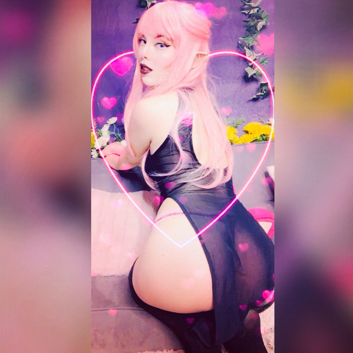 LittyVanilly's tweet photo. Elf girls are best girls🧝🏻‍♀️🍑🤤💖
#elf #elfgirl #elfoc #elfcosplay #oc #occosplay #cosplay #cosplayer #cosplaygirl #booty #egirl #girl #girls #littyvanilly #LikeForLikes #follobackforfolloback #ecchii #kawaii #otaku #snap #snapchat #JeffreeStarCosmetics #jeffreestar https://t.co/ifEdQxFYxS