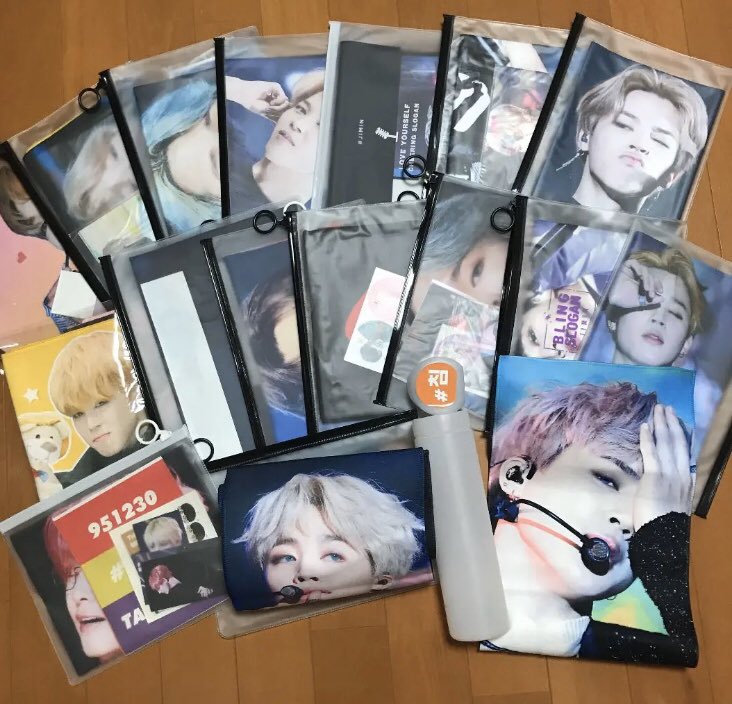 LOVE_BTS_511's tweet photo. 🎁#BTS⁠ ⁠⁠⁠⁠ ⁠ #防弾少年団 
  
■ BTS 防弾少年団
　JIMIN テテ テヒョン　スローガン
【当選人数】
   1名
【〆切】
  11月20日

【応募方法】
RT&amp;フォロー後DMで案内
リプで当選確率UP♪
#BT21
#ARMY
#ARMYさんたちと繋がりたい
#BTS_SY_FINAL https://t.co/6kQ9vBoAZO