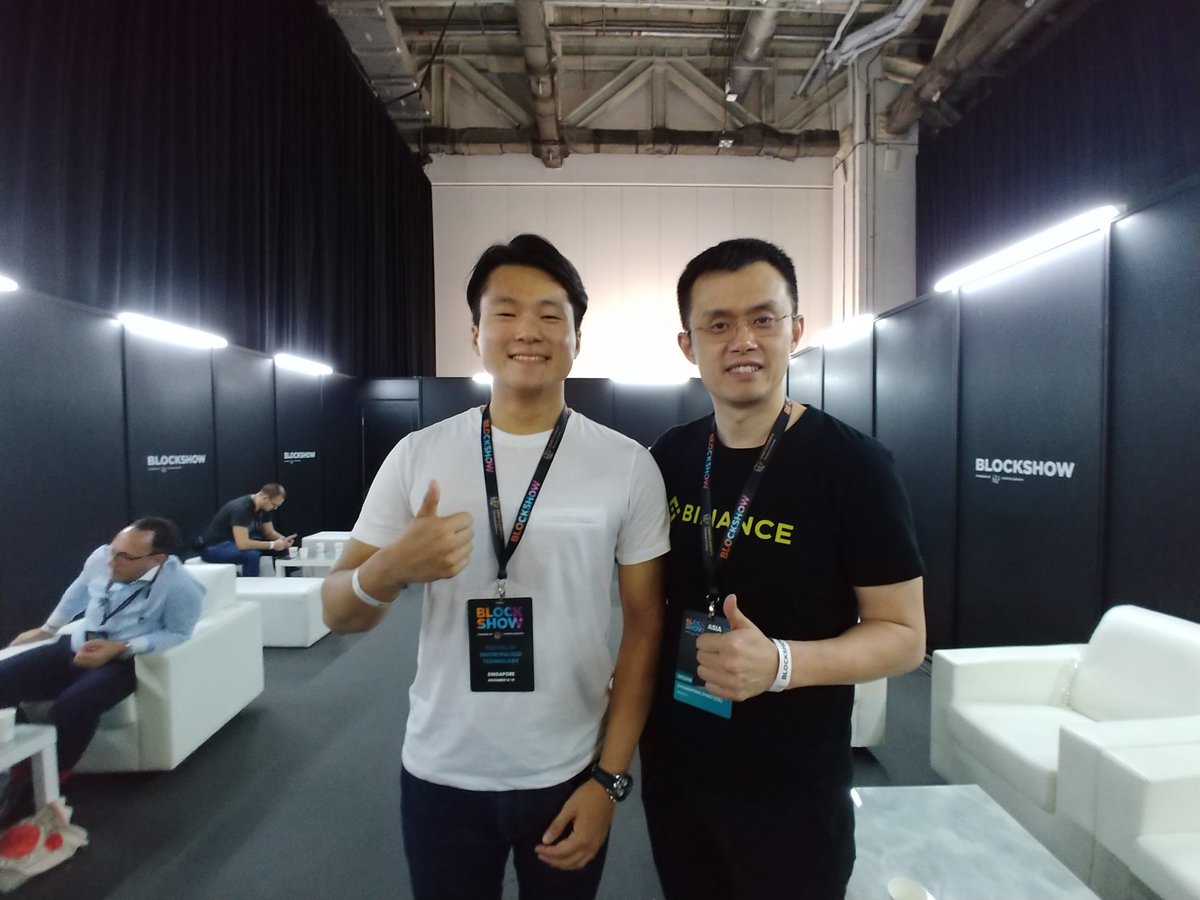 JohnMinsuk's tweet photo. Met with CZ 
Talked on the tactics and shared some stories especially regarding the Korean market

Tough but still worthy

#binance #BlockShow #dappcom https://t.co/NUbfUvGRDH