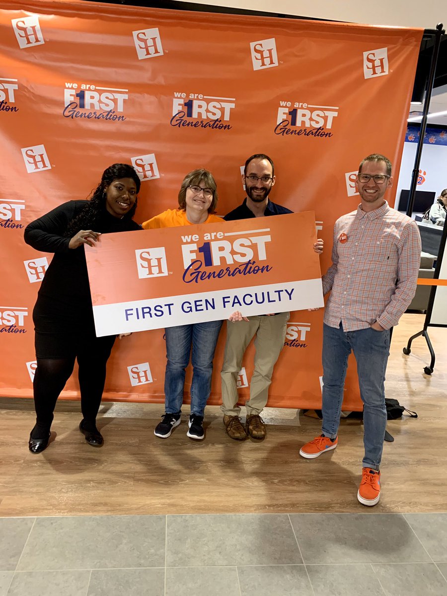 Students1st_AZ's tweet image. Inspired by our First Gen faculty in @SHSU_CHSS. #shsufirstgen #firstgendean