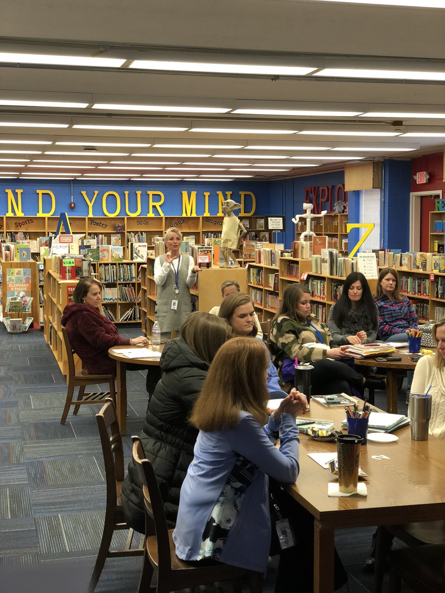 Blue Grass teachers sharing the great ideas &amp; PBIS strategies they received from <a href="/hannahUNC/">Hannah Mynhier</a> &amp; Nicole Wilson.  Thank you Hannah &amp; Nicole for all your support! <a href="/KnoxSchools/">Knox County Schools</a> <a href="/CADowell1/">Christy Dowell</a> @MichelleSHarper
