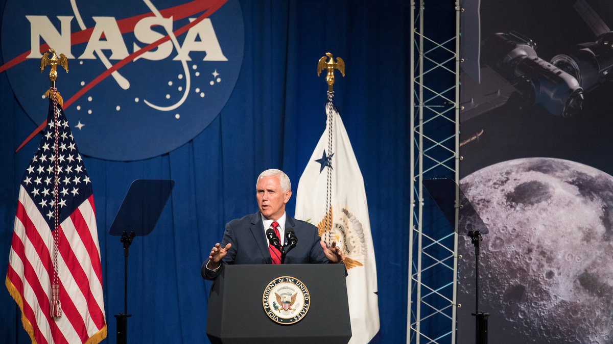 We’re excited to host @VP Pence & Administrator @JimBridenstine tomorrow for a tour of our world-class research center! Tune in to NASA TV at 11:45am PT for live remarks about our #Artemis program & plans to return astronauts to the Moon in 2024. Details: https://go.nasa.gov/2Qfn9jO