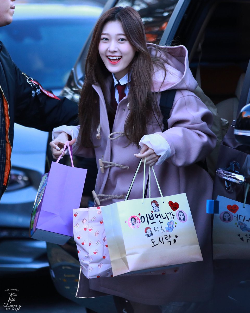 choerryzone's tweet image. 