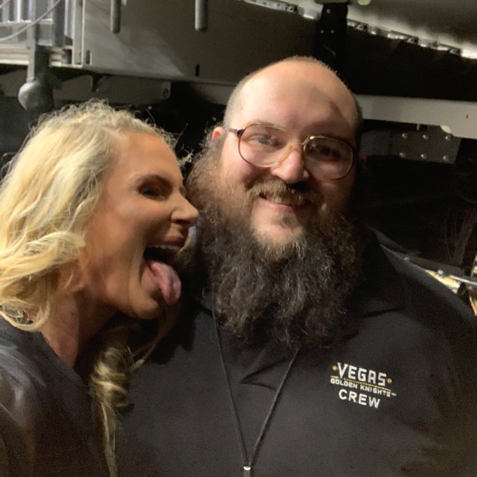 I attacked this sweet innocent @mikeykelch ...he was just standing there 🤣🥰❤️ https://t.co/X4nUJoctw<a class="tags" target="_blank" title="On Twitter" href="/?out=eyJ0eXAiOiJKV1QiLCJhbGciOiJIUzUxMiJ9.eyJpYXQiOjE3MTkzOTM4NzUsImlzcyI6InR3cG9ybnN0YXJzLmNvbSIsIm5iZiI6MTcxOTM5Mzg3NSwiZXhwIjoxNzUwOTI5ODc1LCJyZWRpcmVjdF91cmwiOiJodHRwczovL3R3aXR0ZXIuY29tL21pa2V5a2VsY2gifQ.YcpOZYGF3i4E_fyRLhm0IpX6LpM-6VFRDgsbx5LQQGYXakcnlOAhksRQvWd5c0U35_iMyqXCAbKYIEIdbwGzNw">@mikeykelch</a><a href="/tag/raiders"class="tags"><span>#raiders</span></a>