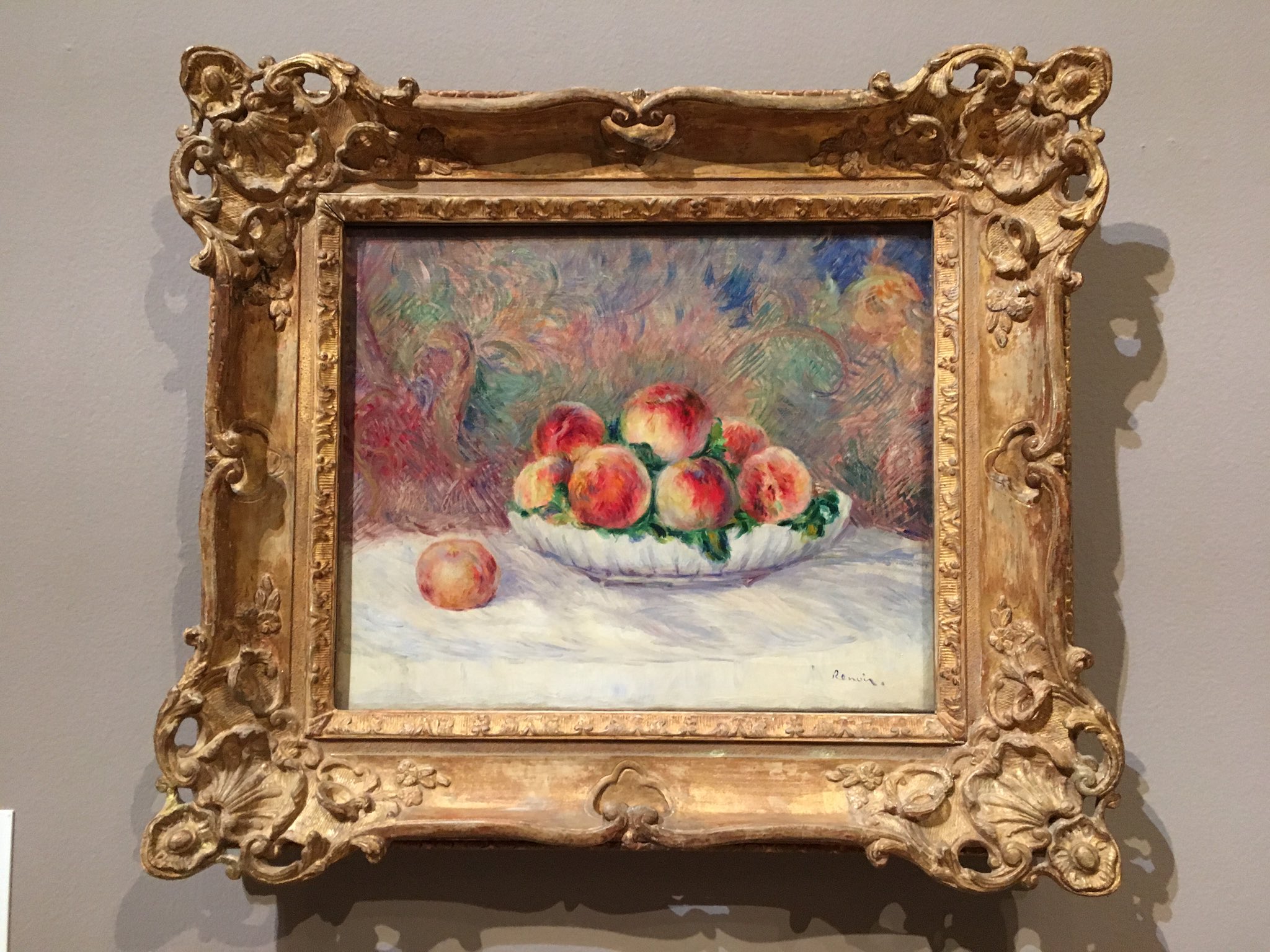 小橋めぐみ 横浜美術館で開催中の ルノワールとパリに恋した12人の画家たち オランジュリー美術館からきた名品たちが ずらり 音声ガイドから流れるドビュッシーの 夢 を聴きながら ルノワールを眺める幸福なひととき 会期は来年1月13日まで