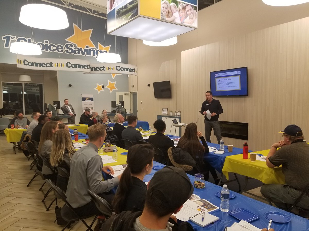 Full "house" tonight <a href="/1stChoiceCU/">1st Choice Savings</a>. 
w/ guest speaker, Justin Desjarlais of @GenworthCanada. 

Learning about the First-Time Home Owners Incentive Program which helps first-time homebuyers reduce monthly mortgage carrying costs without adding to their financial burdens.