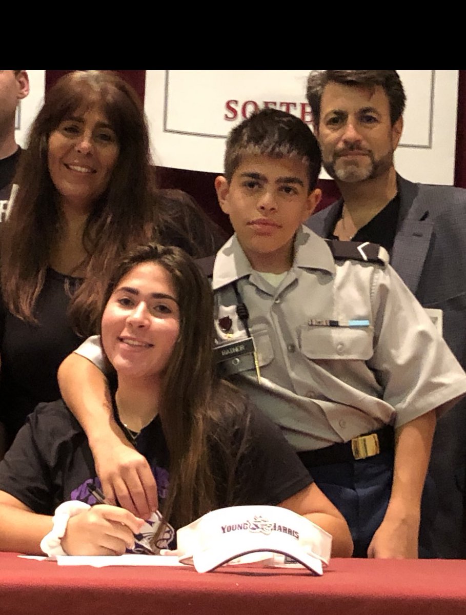 FLPowerBlack's tweet photo. Couldn’t be prouder of @jordanratnerx and her inking her #NLISigningDay today! All the hard work paid off today ... and your support system remains strong! Now it’s time to really get to work!!! @YHC_Softball #powersoftball https://t.co/MKahbjnpHb