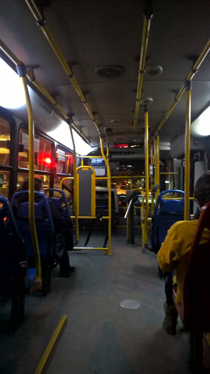 @SITPAyuda <a href="/transmisitp/">Transmilenio y Sitp</a> <a href="/sitpbogota/">sitpbogota</a> <a href="/rutassitp/">rutas sitp</a> el señor solo para cuando le da la gana,no para ni recoge pasajeros en el parque de la av 19 con 98 9pm sentido sur norte