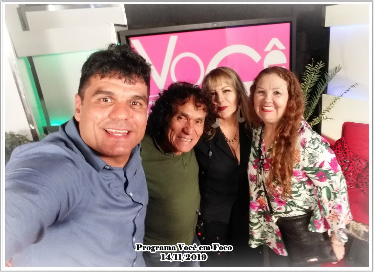 taffarelandre's tweet photo. Hoje tive prazer de participar no programa #VoceemFoco da Apresentadora Balinha na TV Rio na net tv canal 2 , que vai ao ar amanhã as 16:30 . Lá reencontrei meus amigos @biguli @RenatoBiguli do cantor do Monobloco , @McPegada e meu amigo Silvio. https://t.co/JEhSB52mgW
