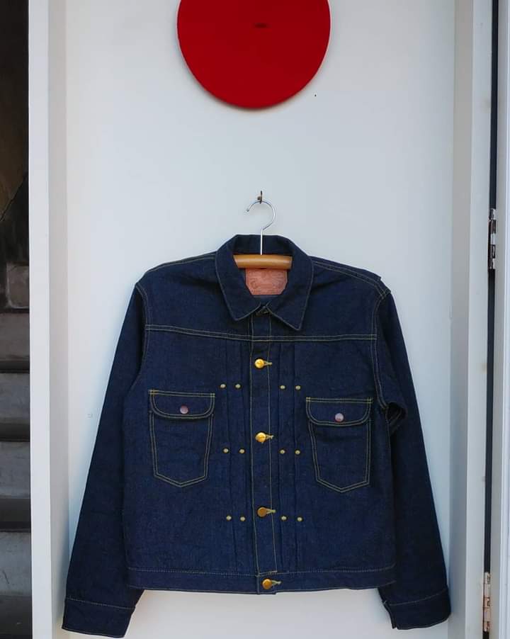 Phillip66maki's tweet photo. graphzero のGジャン!
大人になった今、2ndを着こなしたい。。。
KOJIMA MADE
16oz 左綾 Jean Jacket
23900円(税込)
#graphzero #heartmadebase #kojimamade #Gジャン #2ndタイプ #左綾 #madeinjapan🇯🇵 #日本製 #madeinfrance🇫🇷 #wool #ベレー帽 #大人カジュアル #66コーデ! https://t.co/9Gi8OECnFS