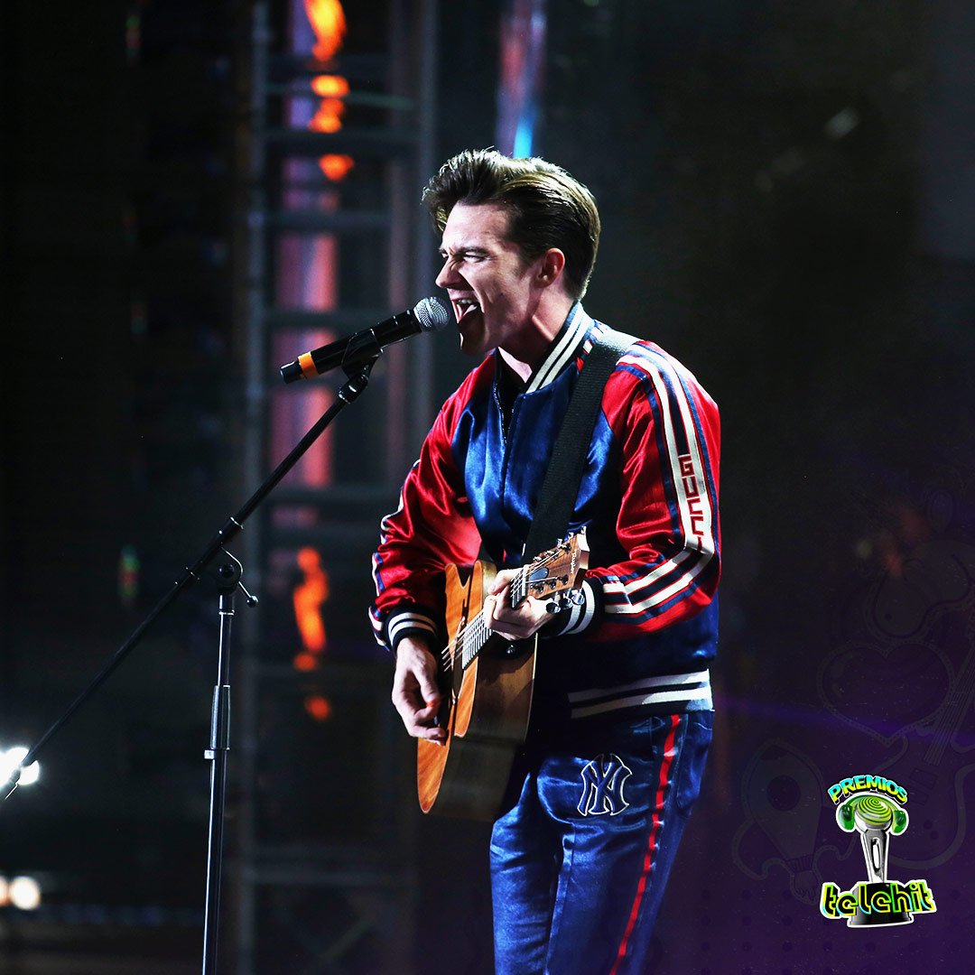telehit_musica's tweet photo. Cadena de oración para que @DrakeBell venga a vivir a México permanentemente 🙏🏽😍 #PremiosTelehit

Préndele a tu tele en Telehit y checa el minuto a minuto en https://t.co/rx7YPTotNO https://t.co/oeVSn3B3KQ