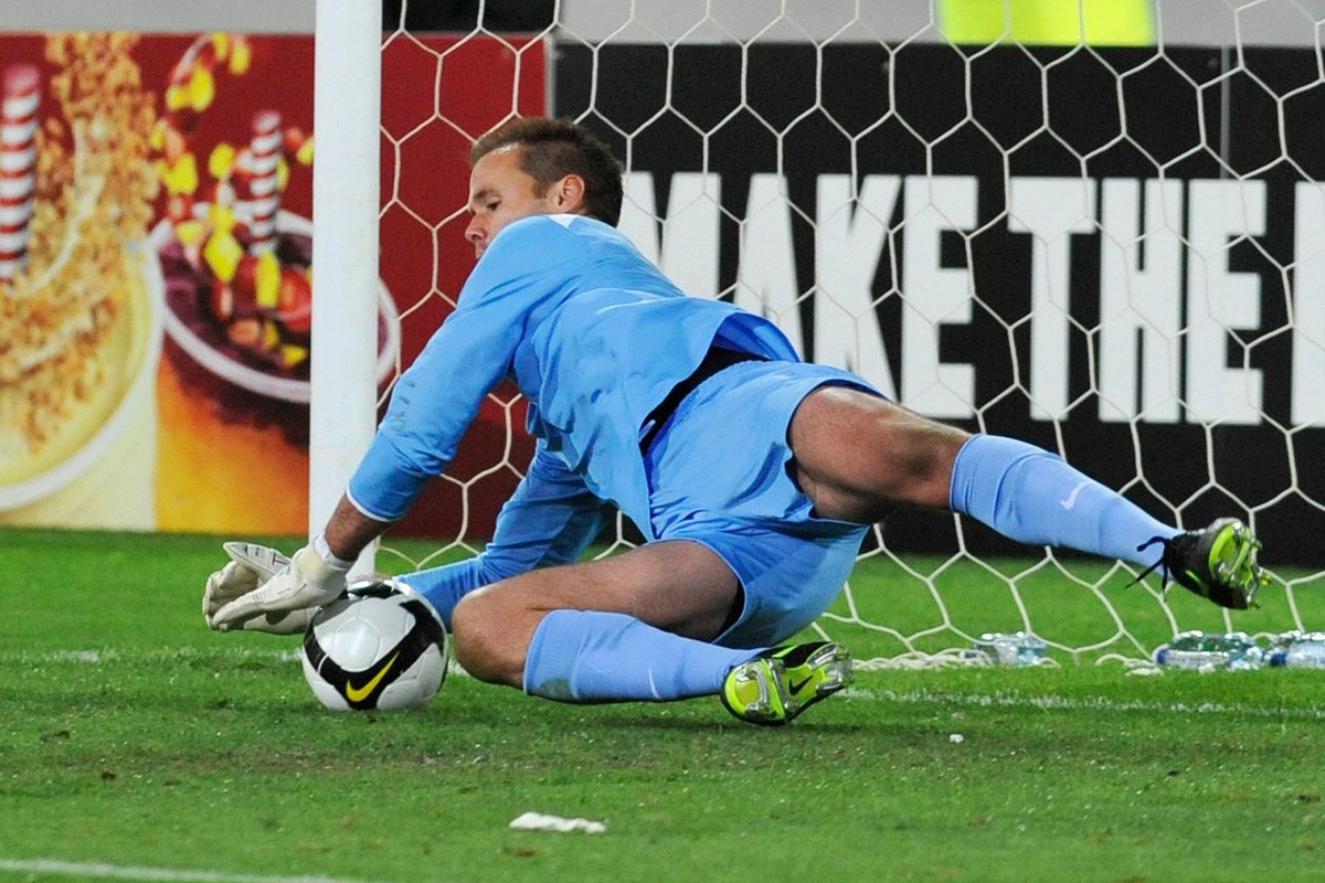 NZ_Football's tweet photo. It's 10 years to the day since the #AllWhites beat Bahrain on that amazing night at @WestpacStadium!
Where were you?
#ThatGoal #ThatSave @PhotosportNZ https://t.co/6zd6dLjZqW