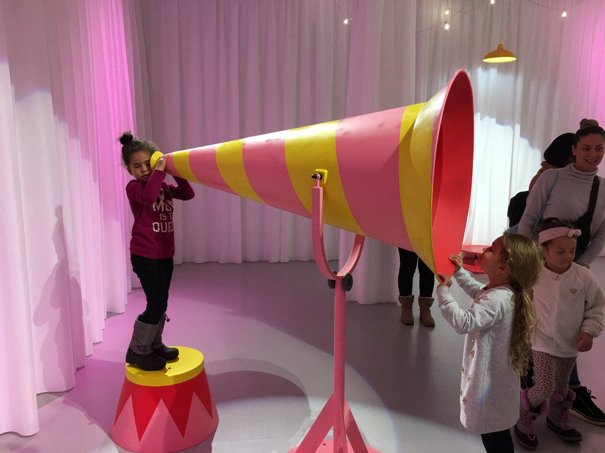 CommonsHofam's tweet photo. Soooooo much fun at the Dr. Seuss Experience! https://t.co/X0QAaOhw07