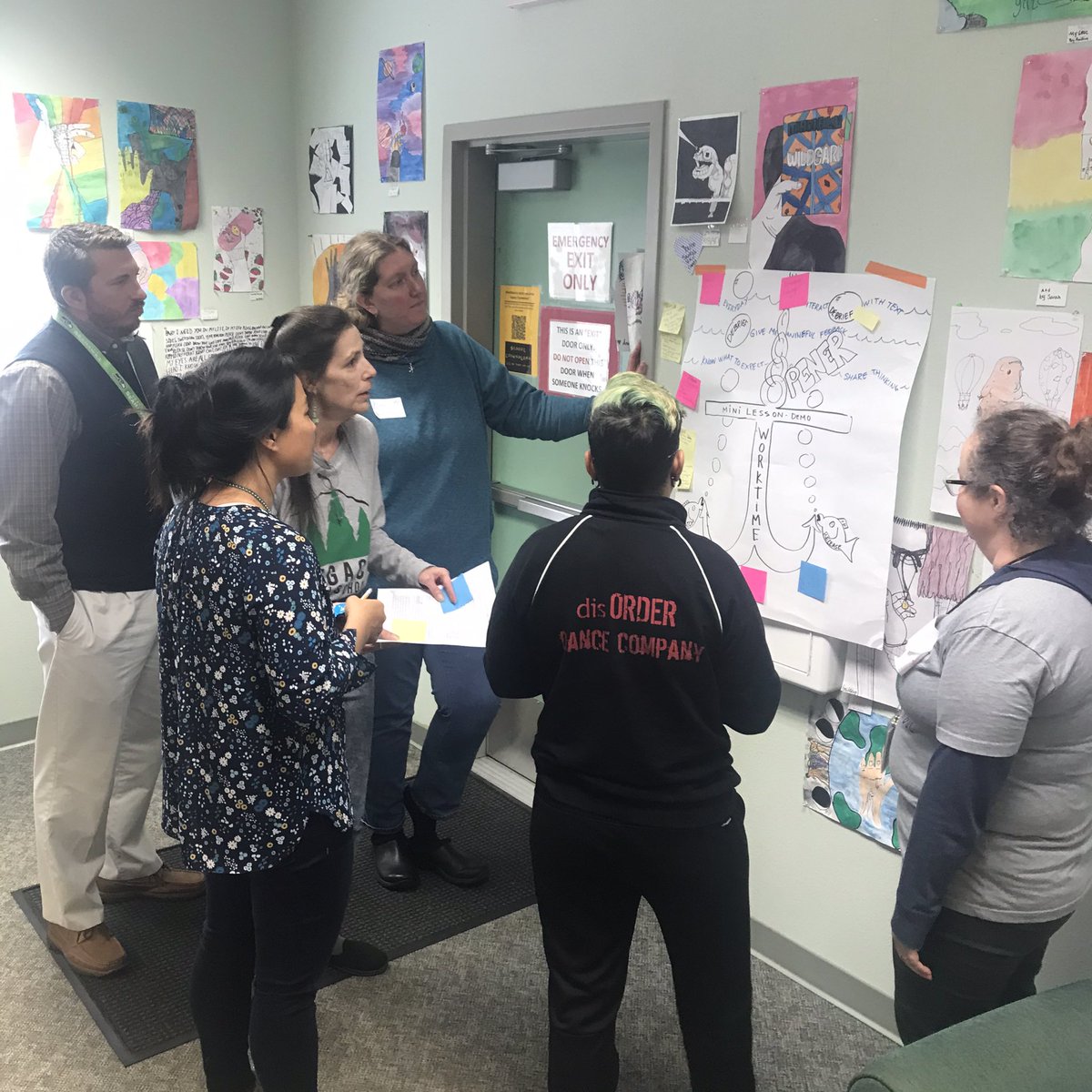 Such a treat to think about <a href="/lhseps/">Legacy High School</a> #fivepromises live in the context of Workshop today! #smartteachers #luckylearners <a href="/MicheleDick1/">Michele Dick</a> @hafowler9