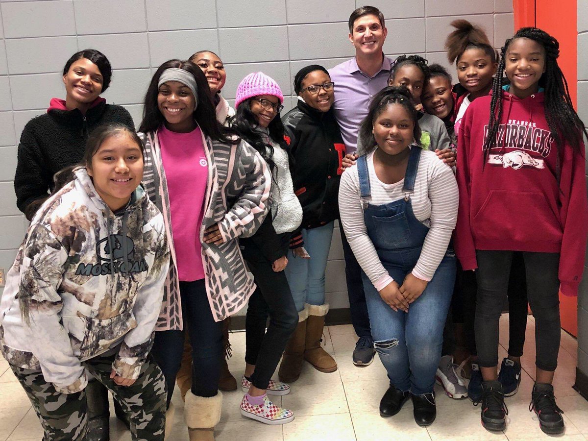 PVitaleSpeaks's tweet photo. It was another enjoyable day sharing specifics about #PeakPerformanceU! Thank you to ALL of the outstanding students and educators at both Dermott High School and Drew Central High School for having me today. Keep up the great work and finish 2019 at full speed! #MakeTodayCount https://t.co/Kq27sUaCVc