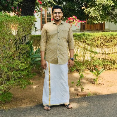 Pranamprabha's tweet photo. #NewProfilePic https://t.co/7pV7QUac1a