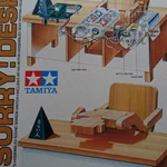 今の時代だとある意味アウト？!叩くと謝る工作キット!