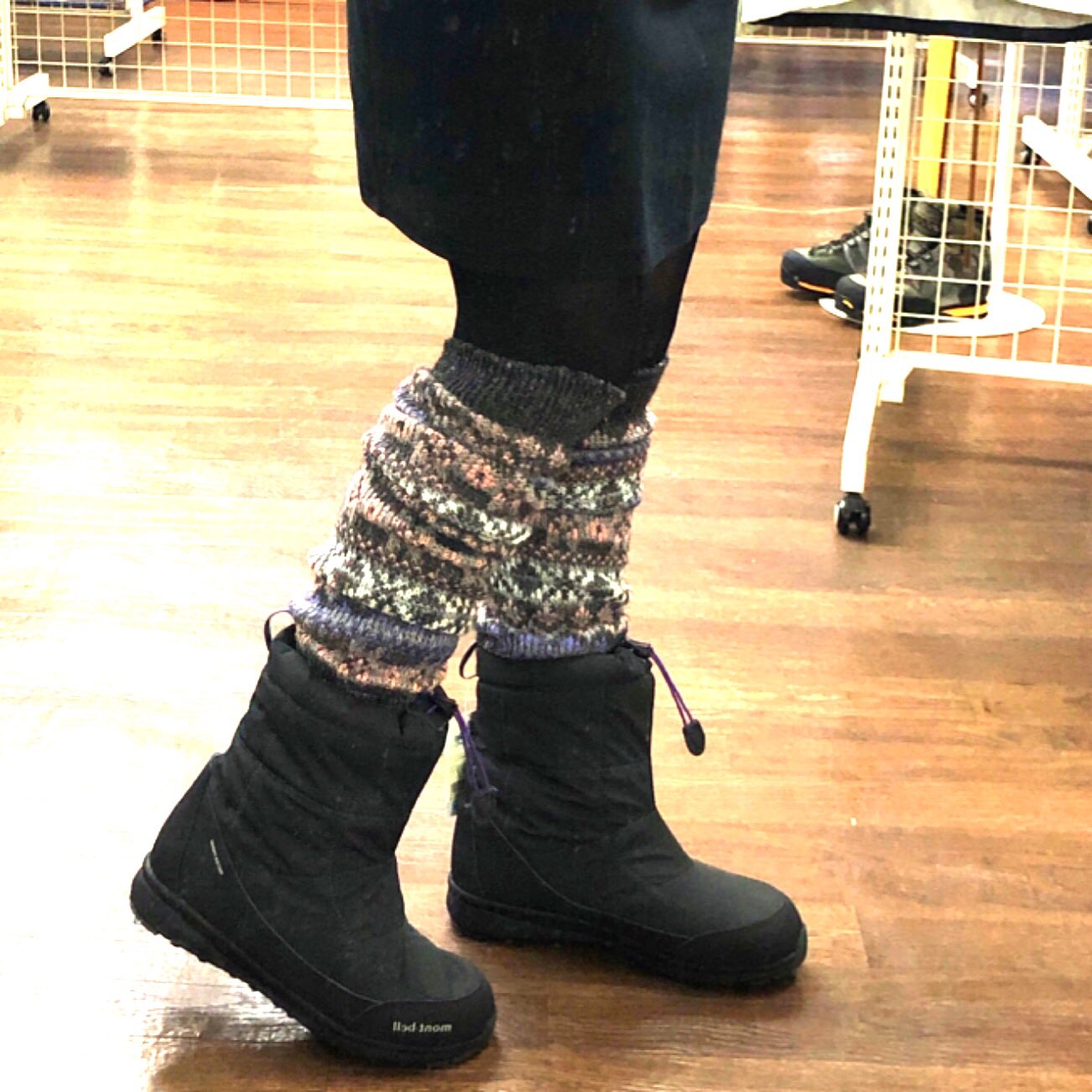 あったかコーデ ファッション montbell コルチナブーツ