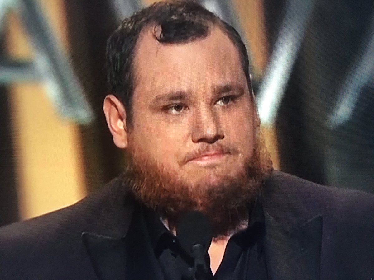 Pow!  <a href="/lukecombs/">Luke Combs 🎤</a> wins Male Vocalist Of The Year! #CMAawards2019