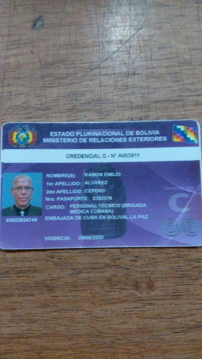 ChangtseQ's tweet photo. @soyfdelrincon Hoy fueron encontrados cubanos, con 700000 Bs en las movilizaciones masistas. #ConcluEVORENUNCIA3 https://t.co/1ilZR11khf