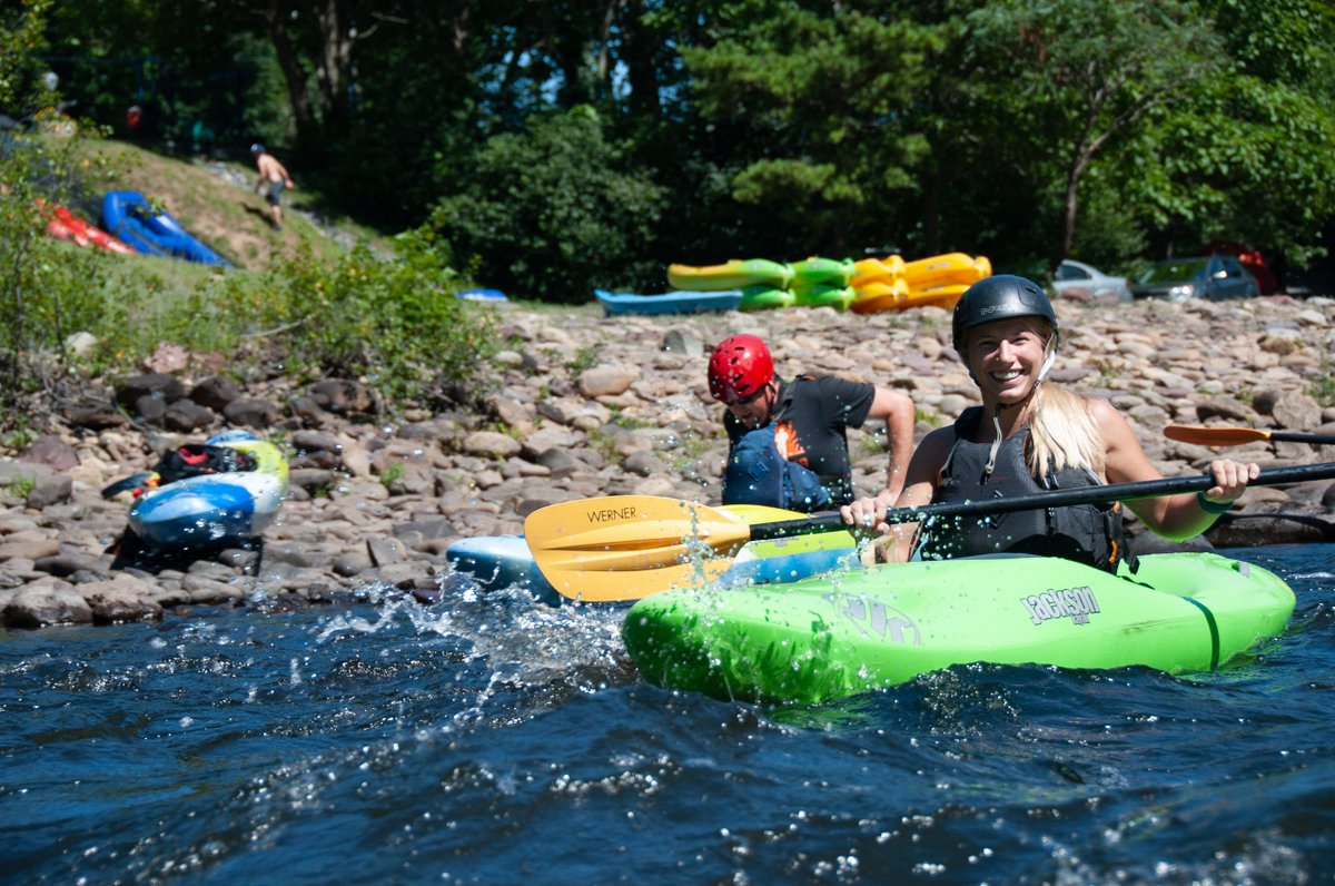 kayakschool's tweet photo. 🌊😎🤙🏼 #WhitewaterWednesday #WhitewaterKayaking #Whitewater #Kayaking #KayakSchool #NEPAKS #Kayak https://t.co/7XZrTAIhqP