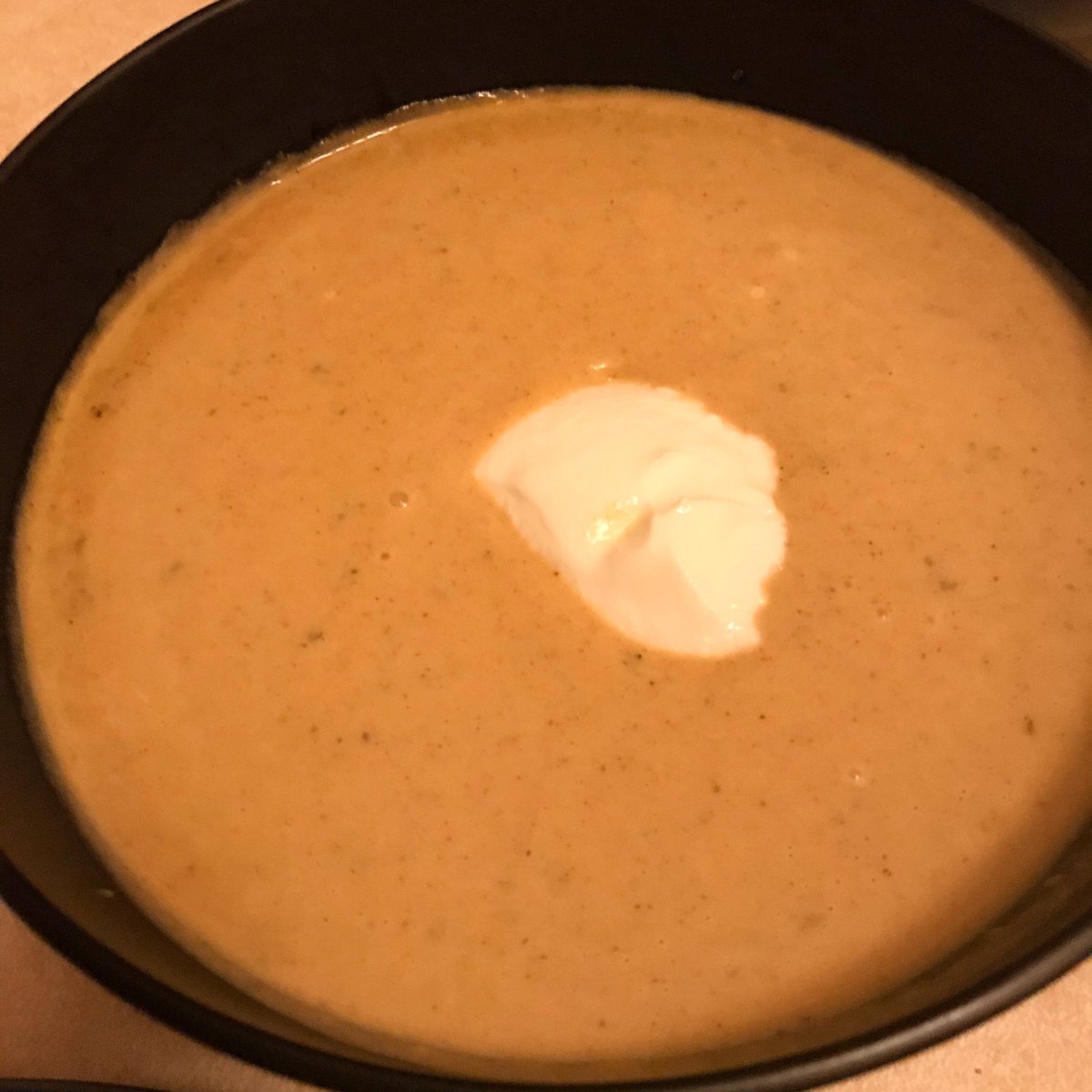 SixCakesChicken's tweet photo. Home made Spicy Pumpkin Soup featuring some #CarolinaReaper 

#PumpkinSoup https://t.co/GooTx2rBfp