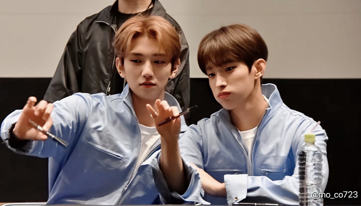 20191106 SEVENTEEN サイン会 サイン会始まる前 ドギョム君おジスは,黒