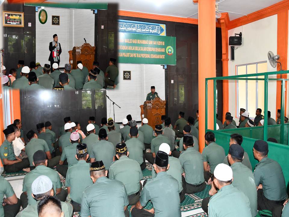 Korem033's tweet image. Korem 033/WP Memperingati Maulid Nabi Muhammad SAW 1441H/2019M korem033wp.mil.id/2019/11/14/kor…