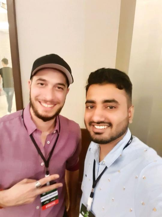 iCubes_org's tweet photo. A great time with a founder of #SEOBUTLER #JonathanKiekbusch at #CMSEO2019 held in #ChaingMai https://t.co/5dy0AV5Fhp