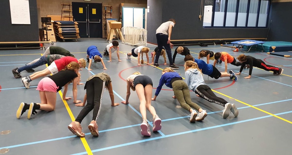 Junior Academie volop actief woensdag 13-11. #groep8 #geldrop #mierlo #helmond #nuenen #heeze #eindhoven