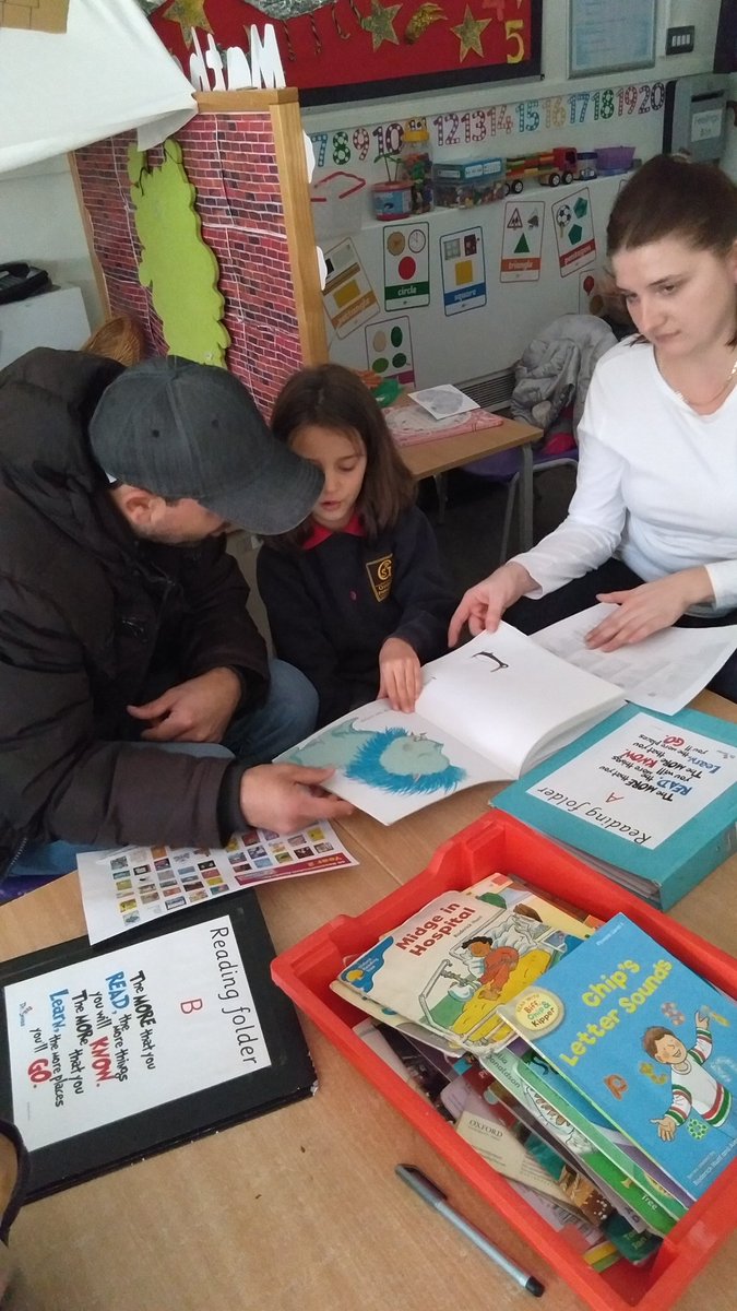 GrantonPrimary's tweet image. Y2 Reading Cafe with our brilliant parents. Thank you! What superstar readers we have!  #Grantonfamily #leadingtheway #supportiveparents #year2 #comprehensionskills #outstandingreaders
