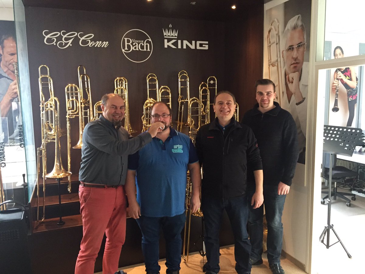 Die 8. Windhager Mundstück Klinik startet jetzt! Alle Termine sind bereits ausgebucht, wir freuen uns auf drei tolle Tage mit unserem Freund und Mundstück-Genie, Franz Windhager.