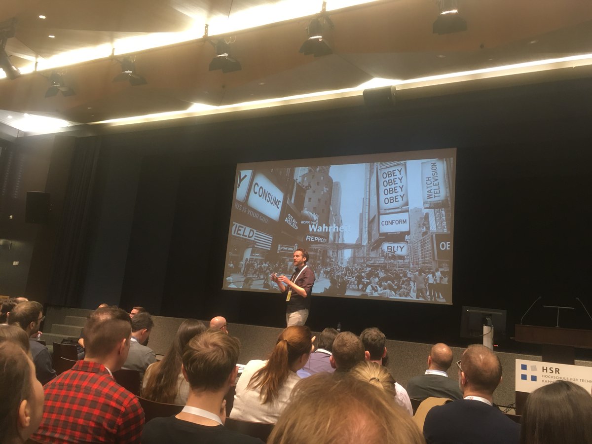 Bastiaan is holding his speech at World Usability Day 2019