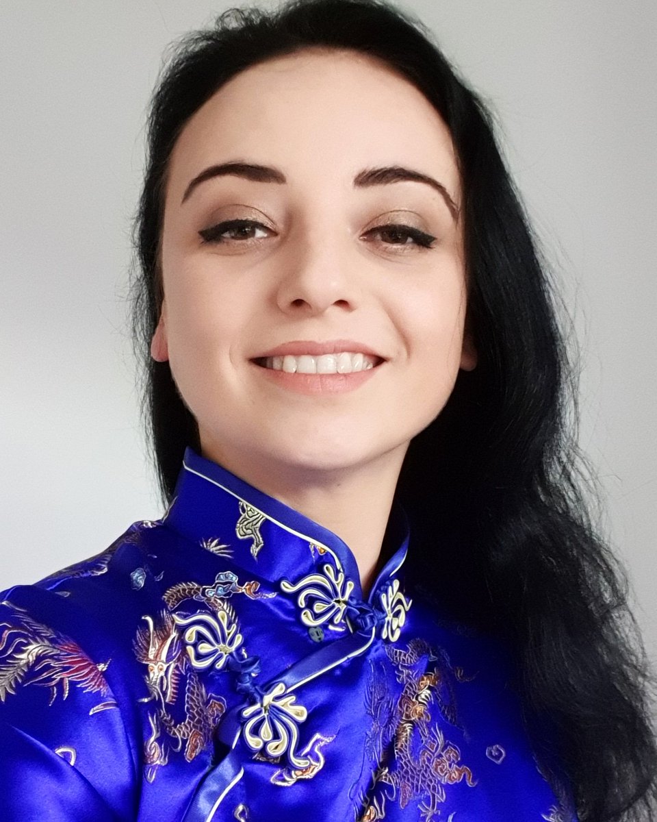 Happy with my new blouse! #chinese #design #blouse #fashion #chinesedesign #blue