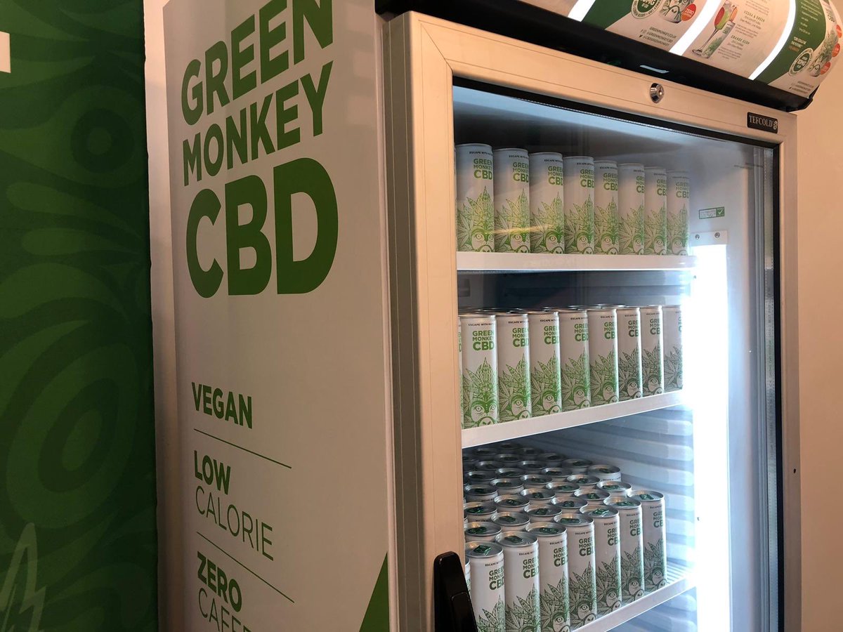 cbdgreenmonkey's tweet photo. Great fun this morning at @NIRetailer’s show here in #Belfast. Even bumped into a #PeakyBlinder @packylee. Come and say hello if you’re here #nrsummit https://t.co/VJJ318H0TQ