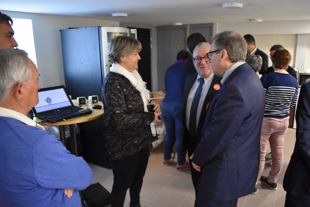 Journée "Mois sans tabac" à la cité Chapou de Cahors, site de la Dsden. Plusieurs partenaires de prévention sont mobilisés. La Dsden solidaire des personnels engagés sur la voie de l'arrêt.