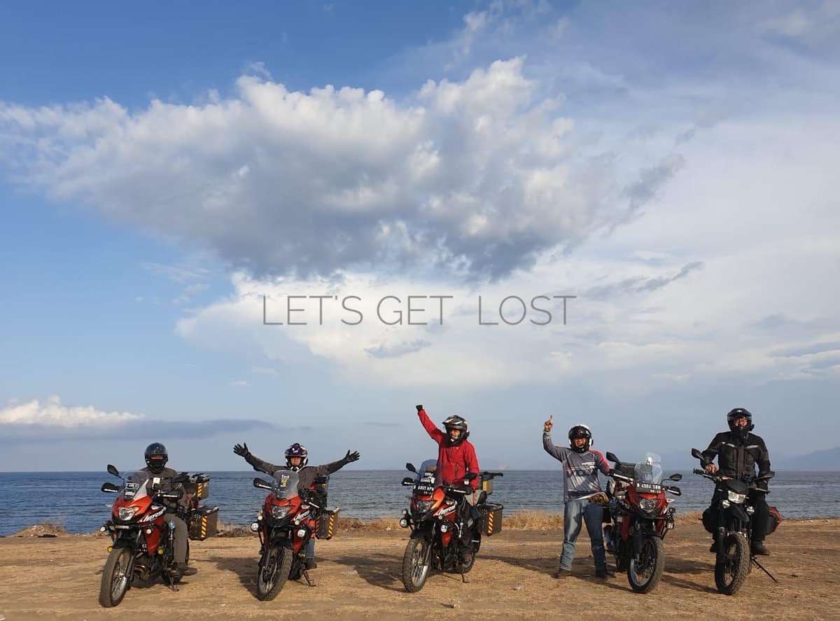 candikolo team with #versysownerindonesia #candikolosupermoto #supermotocandikolo