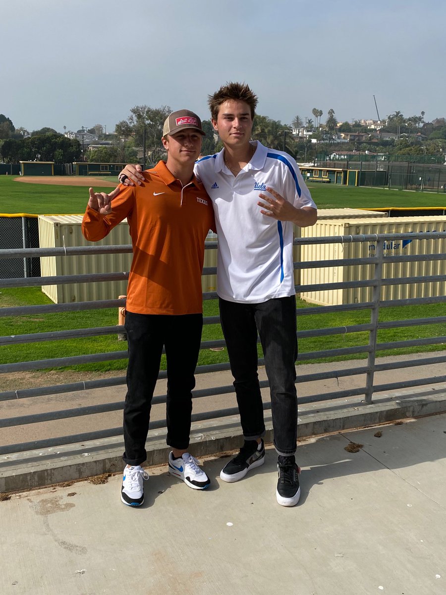 Very proud of these two....#4sUp , #hookem #NationalSigningDay