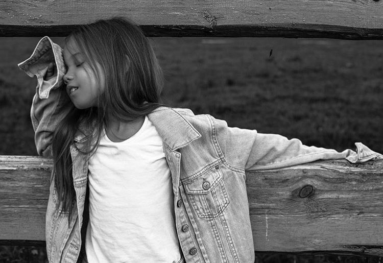 imsierramcclure's tweet photo. make this world a better place for you and me🌏🦋 https://t.co/oLjo9c2KYD