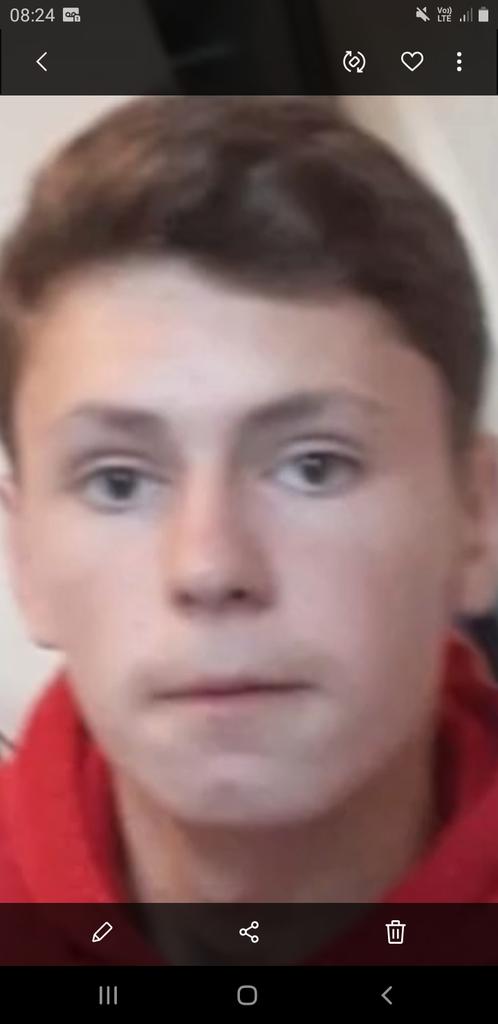 ManyWesley's tweet image. A tout mes abonnés abonnés vous a @TeoAnfray il veut atteindre les 1000 abo il fait un concours allé check sa 😉