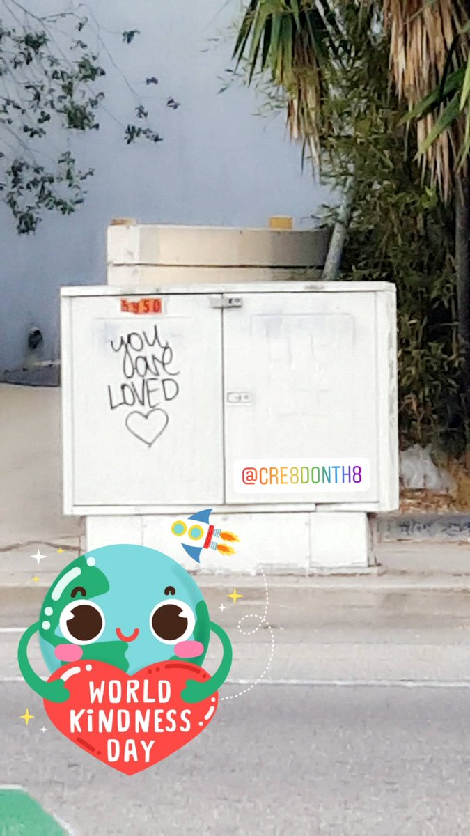 msmastafoxx's tweet image. You Are Loved! 😍#WorldKindnessDay @Cre8DontH8 🚀🌎❤👽🖖💜💛💚💙🌈👀📷🎥🎬🌋👑👁🌊 Cre8DontH8.com #Wednesday #WarpDay #LosAngeles #Chakras #MastaVibe #MsAffectionBoo #YourEnergyPlug #YourStreetPsych #MyCreatorLife #Cre8DontH8 #TeamMsMastaFoXX #MsMastaFoXX #CosmicFam