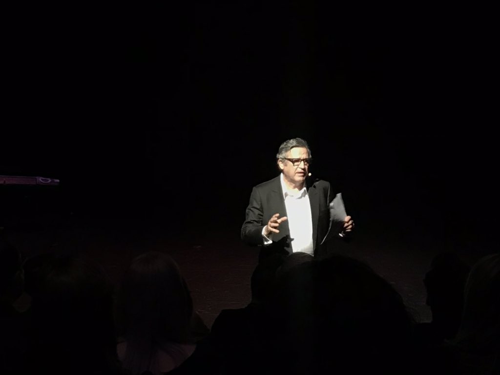 JANITA_ZH's tweet photo. An amazing mixed-cultured welcome from Jade at ‘Backstage at @QPAC’ - thank you to @AmChamAU QLD Governor Chief Executive of @QPAC John Kotzas for the invitation to the #AmChamNetwork  #AmChamMember #AccesstoOpportunity https://t.co/Er4tRGmxHA