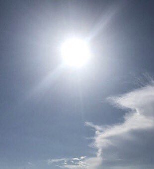 🍃
雲の向こうは、いつも青空

There is always light 
behind the clouds.

#iPhone越しの私の世界
#iPhonephotography 
#空がある風景