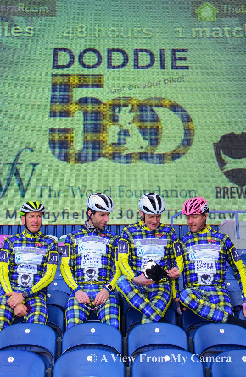 ViewFromCamera's tweet photo. #tbt to 14 March 2019 #DoddieFabFour prepare to leave #BTMurrayfield on the #Doddie500 to #Twickenham via #Stirling
#robwainright @MrMarkBeaumont #epiccycle
@MNDoddie5 @DoddieWeir5 @Scotlandteam
#rugbyfamily #CureMND #DoddieWeir
@ScotsMagazine @BeingScots @happyeggshaped https://t.co/XjCwTYOmR9