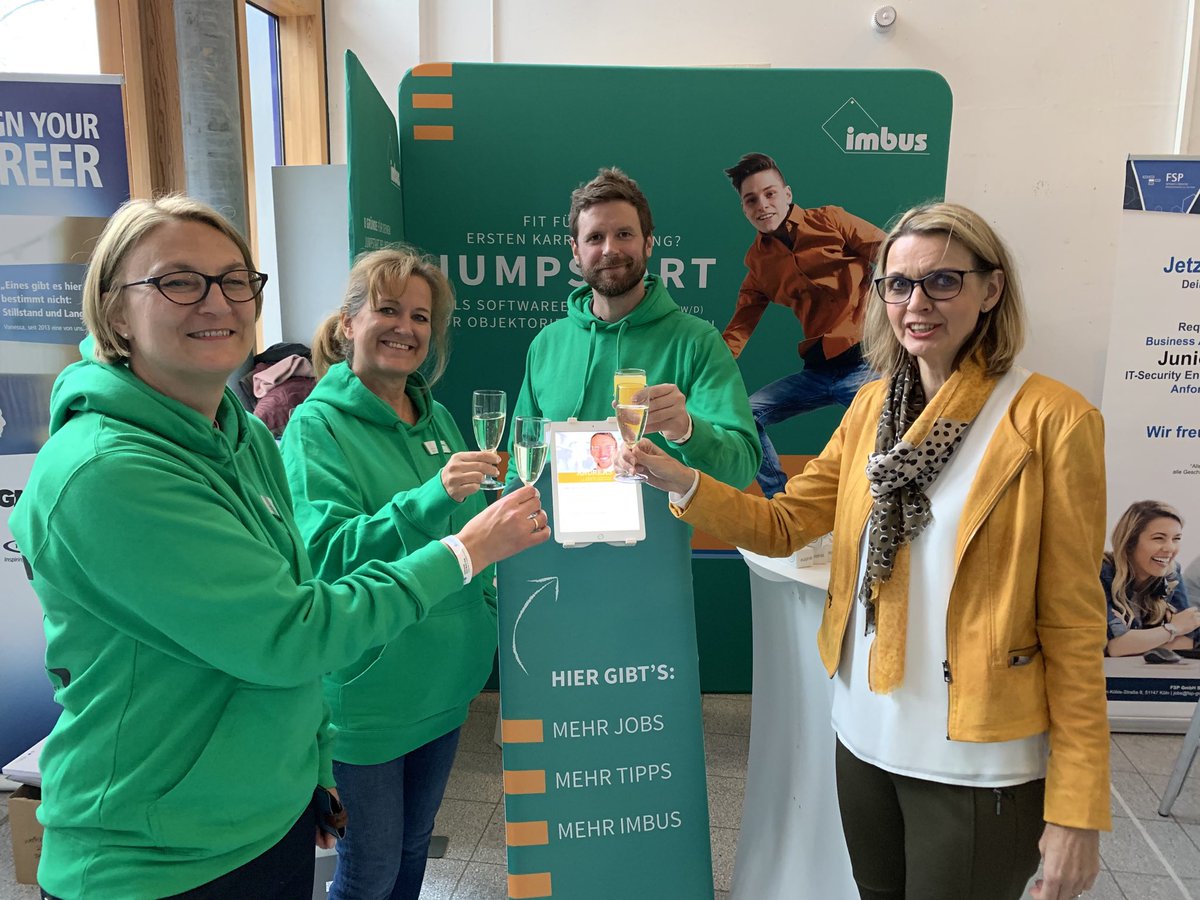 StephaniaBock's tweet photo. Heute geht es weiter, gestern noch auf dem #unternehmertag in Sankt Augustin und heute auf dem #Karrieretag in #köln im #RheinEnergieSTADION #imbus ist bereit und freut sich auf interessante Gespräche https://t.co/3b1yDhMWKc