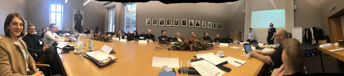 FloorLams's tweet image. It was great to be part of the consortium meeting from the H2020 project 👉 @shotpros at @KU_Leuven. Learned about VR training possibilities, requirements, challenges... and 👩‍💻 decision making in high stress situations. 
@CampusVesta 
#VRPolice #h2020 #shotpros #highstress