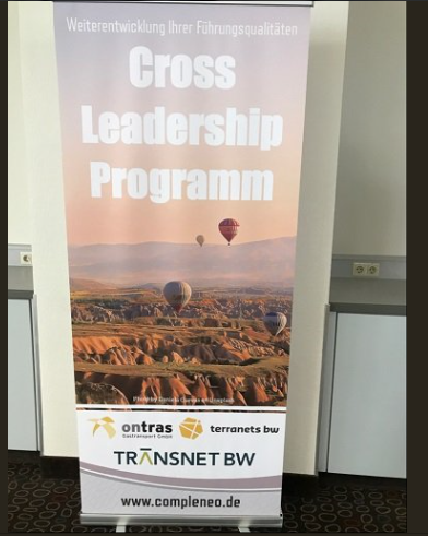 ONTRAS_Netz's tweet photo. Unsere Führungskräfte sind außer Haus: Beim Cross Leadership Program, gemeinsam mit den Kolleg*innen von @TransnetBW und #terranets. Thema heute: Moderne Führung. Gutes Gelingen! https://t.co/dmPc2ZqlUv